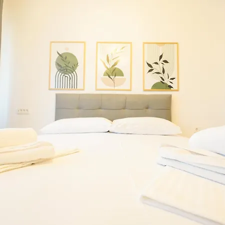 Toro Hospitality 公寓